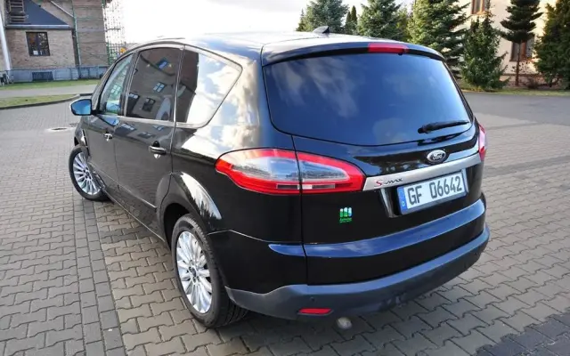 FORD S-Max 2.0 TDCi DPF Titanium