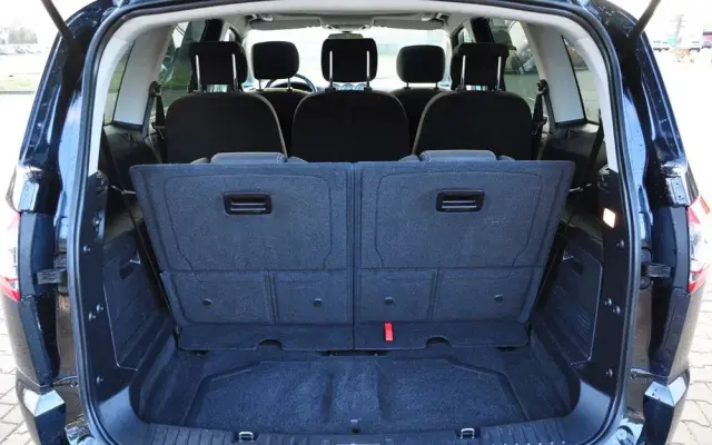 FORD S-Max 2.0 TDCi DPF Titanium