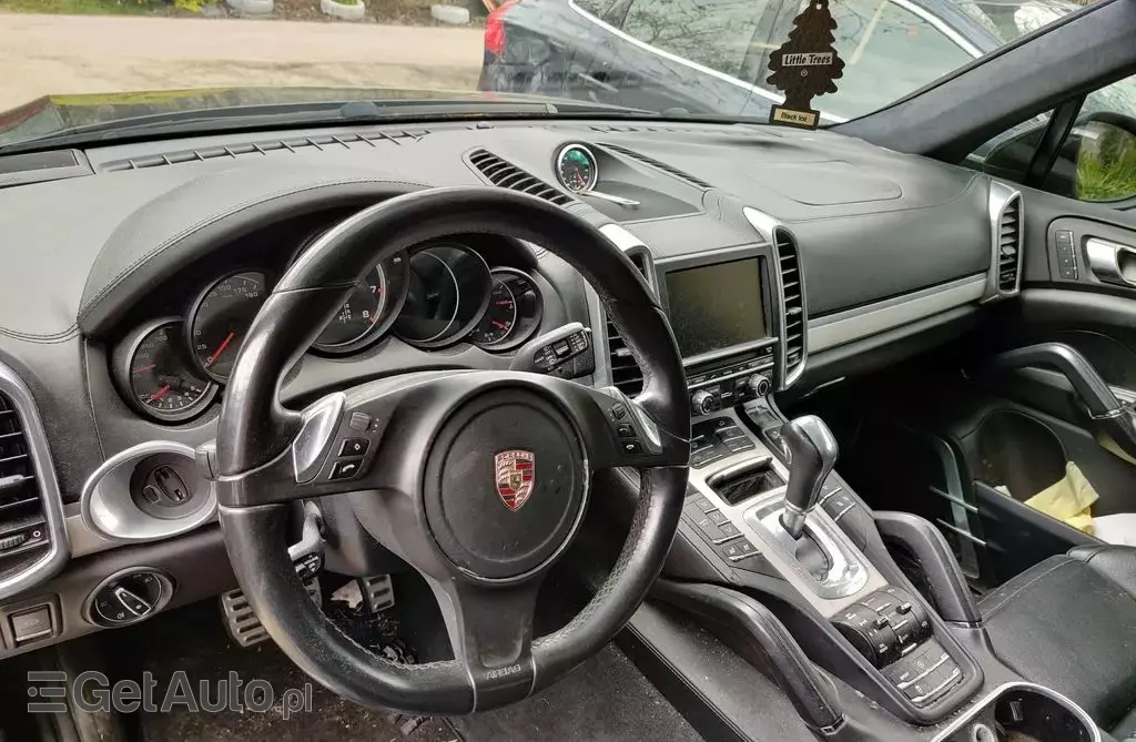 PORSCHE Cayenne 