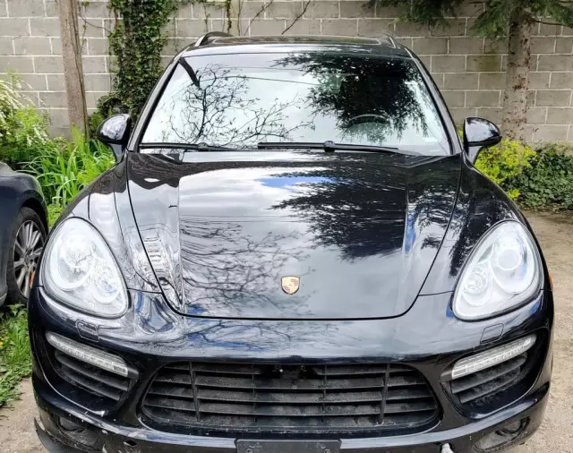 PORSCHE Cayenne 