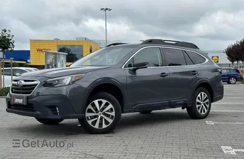 SUBARU Outback 