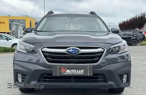 SUBARU Outback 