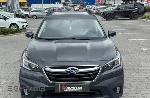 SUBARU Outback 