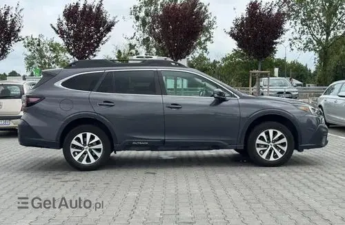 SUBARU Outback 