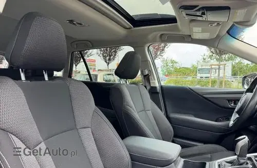 SUBARU Outback 