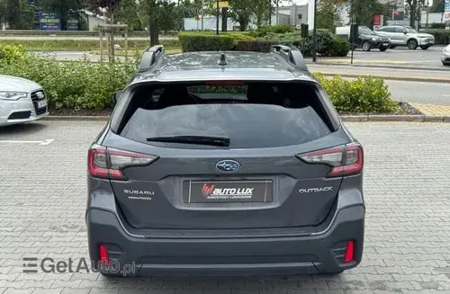 SUBARU Outback 