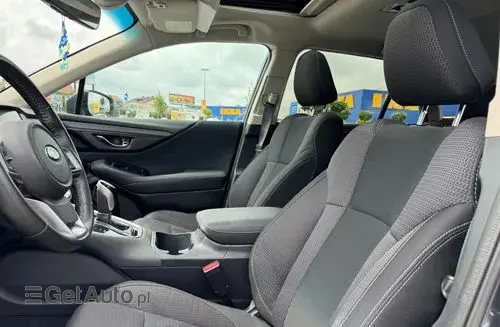 SUBARU Outback 