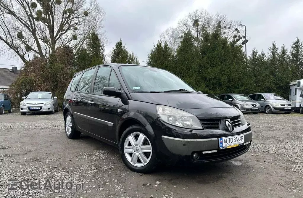 RENAULT Grand Scenic 