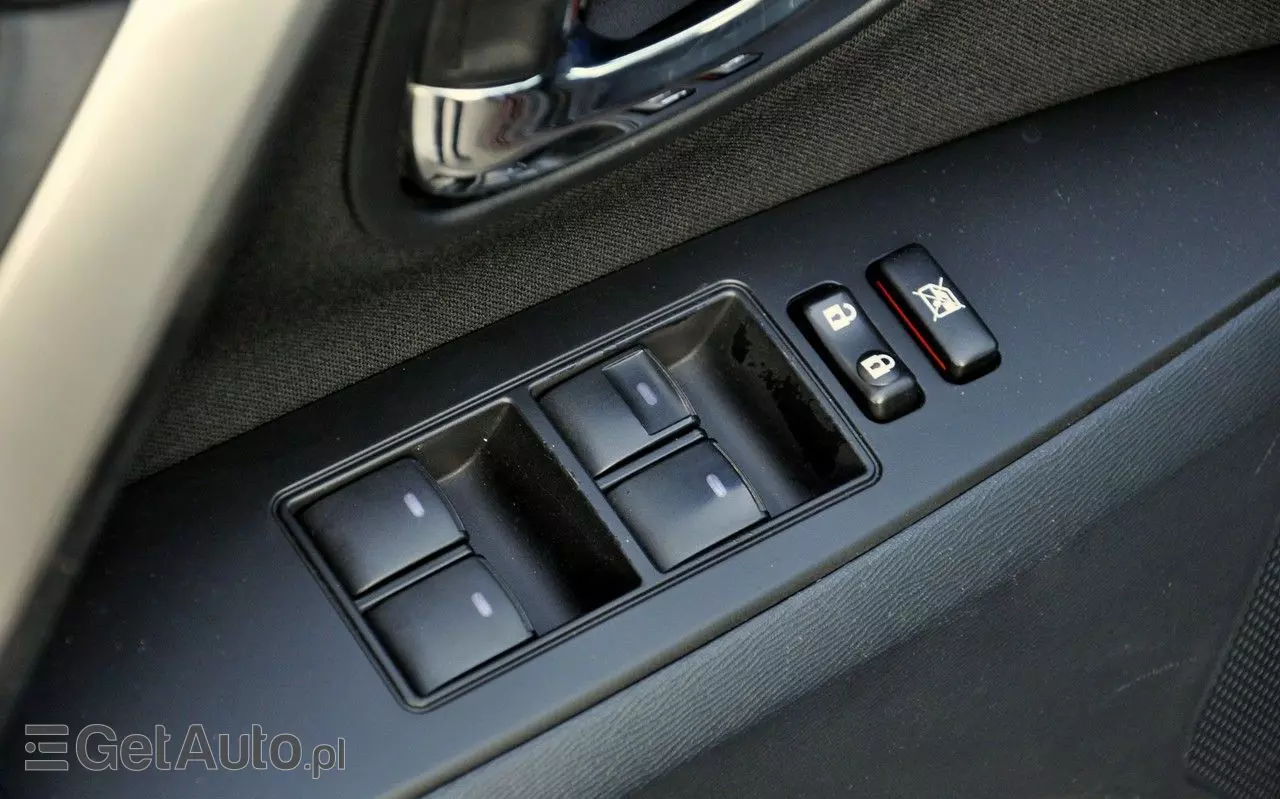 TOYOTA Avensis 2.0 Multidrive S Executive