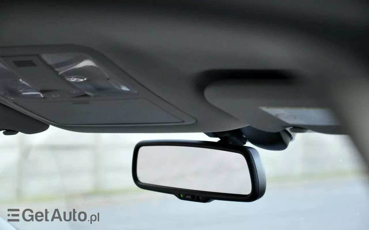 TOYOTA Avensis 2.0 Multidrive S Executive