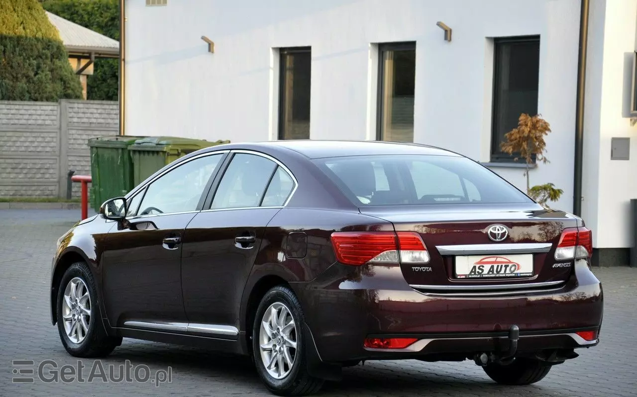 TOYOTA Avensis 2.0 Multidrive S Executive