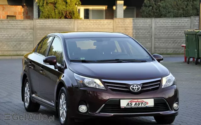 TOYOTA Avensis 2.0 Multidrive S Executive