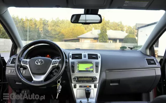 TOYOTA Avensis 2.0 Multidrive S Executive