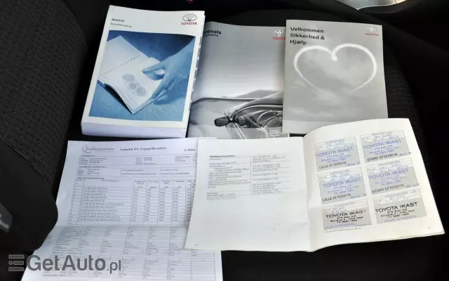 TOYOTA Avensis 2.0 Multidrive S Executive