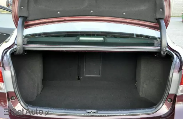 TOYOTA Avensis 2.0 Multidrive S Executive