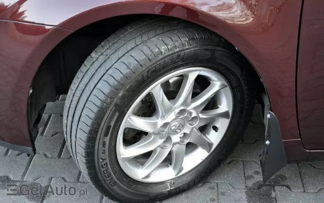 TOYOTA Avensis 2.0 Multidrive S Executive