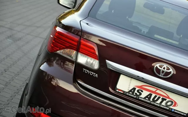 TOYOTA Avensis 2.0 Multidrive S Executive