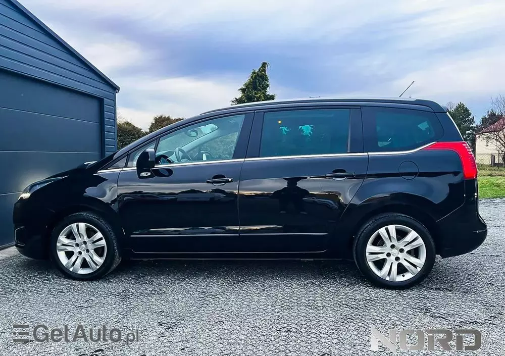 PEUGEOT 5008 1.6 BlueHDi Style 7os