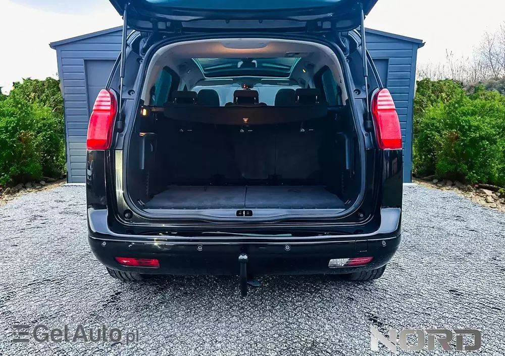 PEUGEOT 5008 1.6 BlueHDi Style 7os