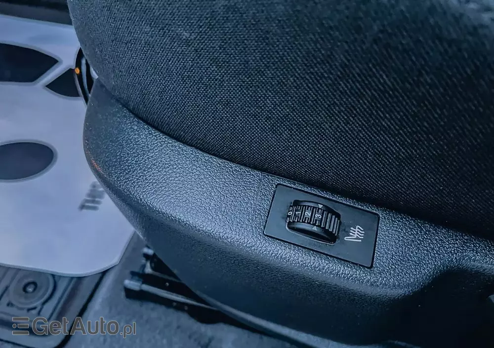 PEUGEOT 5008 1.6 BlueHDi Style 7os