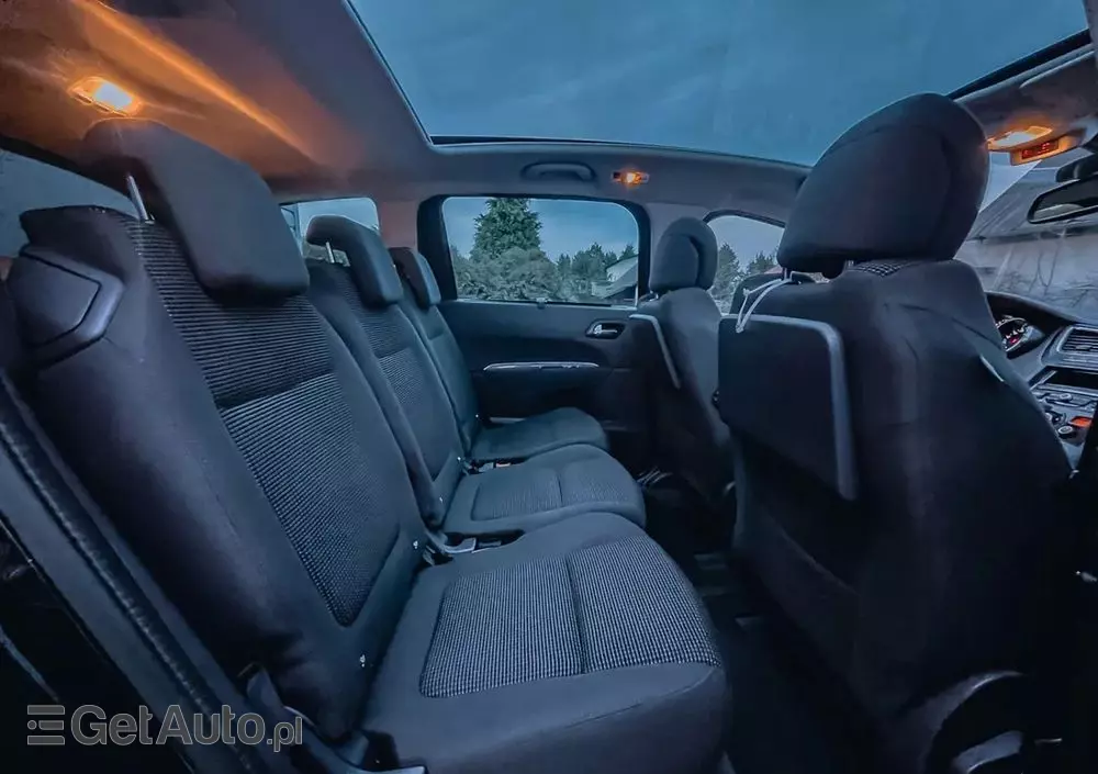 PEUGEOT 5008 1.6 BlueHDi Style 7os