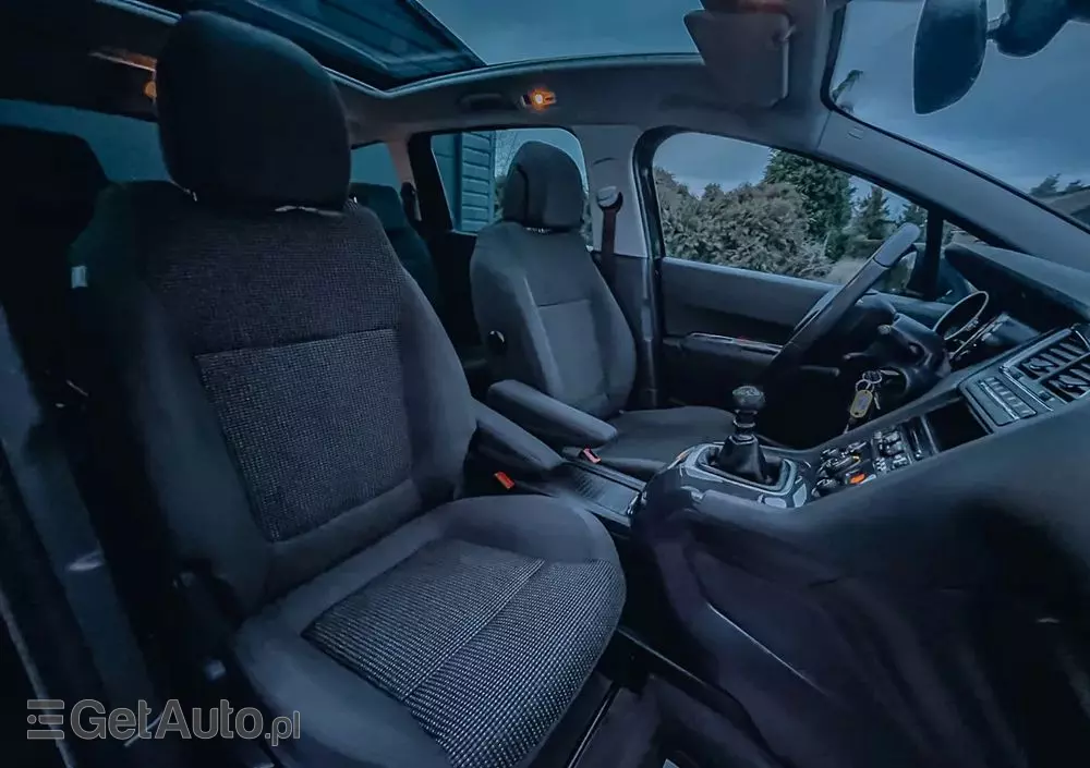 PEUGEOT 5008 1.6 BlueHDi Style 7os