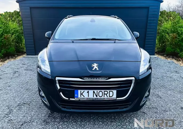 PEUGEOT 5008 1.6 BlueHDi Style 7os