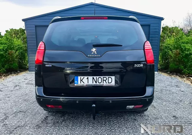 PEUGEOT 5008 1.6 BlueHDi Style 7os