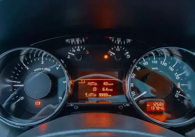 PEUGEOT 5008 1.6 BlueHDi Style 7os