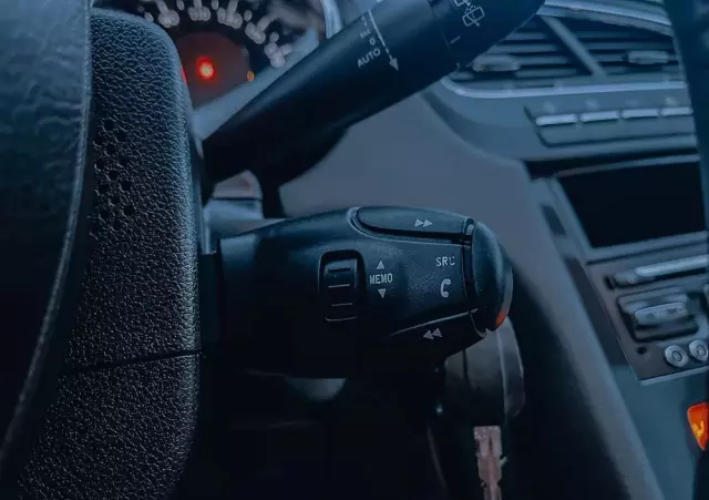 PEUGEOT 5008 1.6 BlueHDi Style 7os