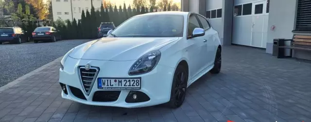 ALFA ROMEO Giulietta 