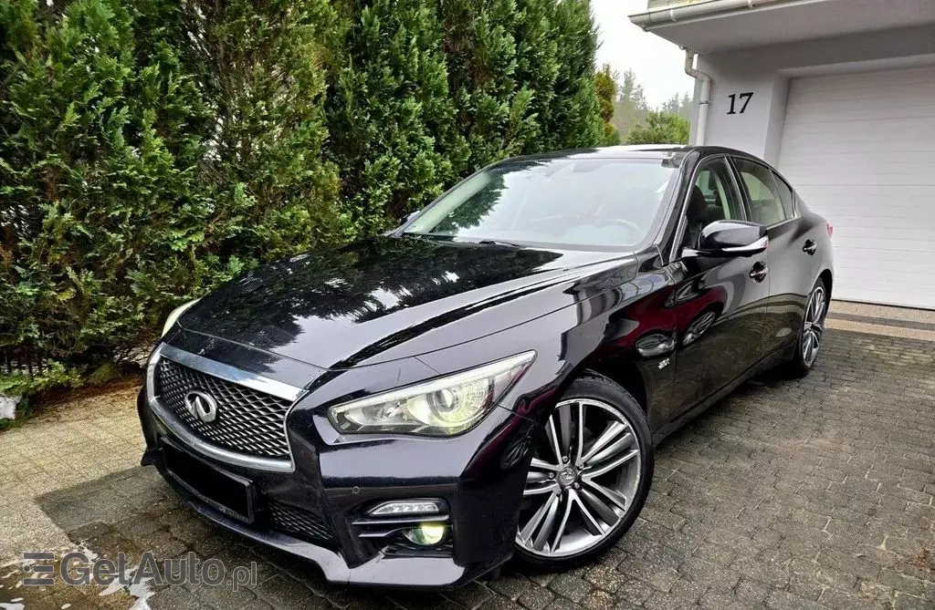 INFINITI Q50 