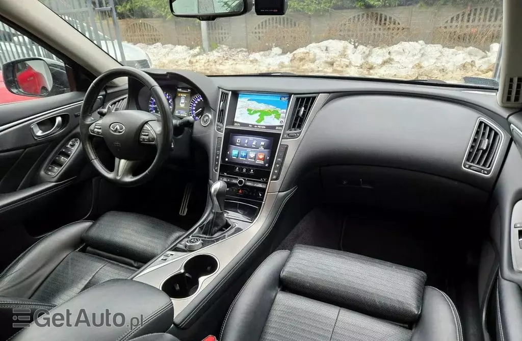 INFINITI Q50 