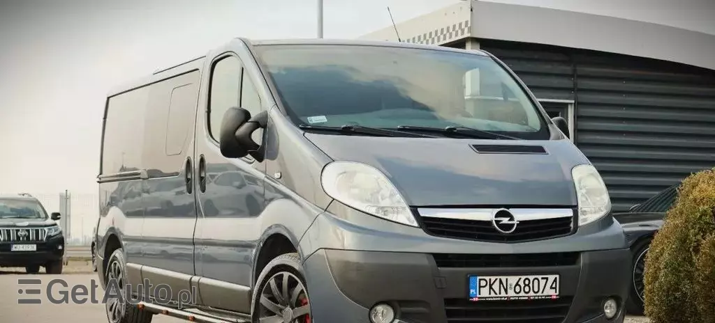 OPEL Vivaro 