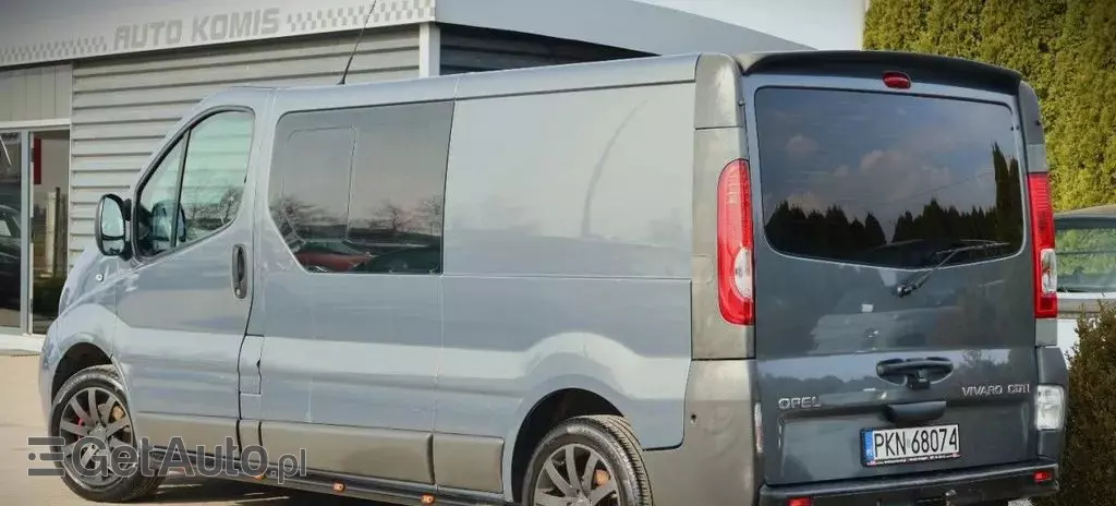 OPEL Vivaro 