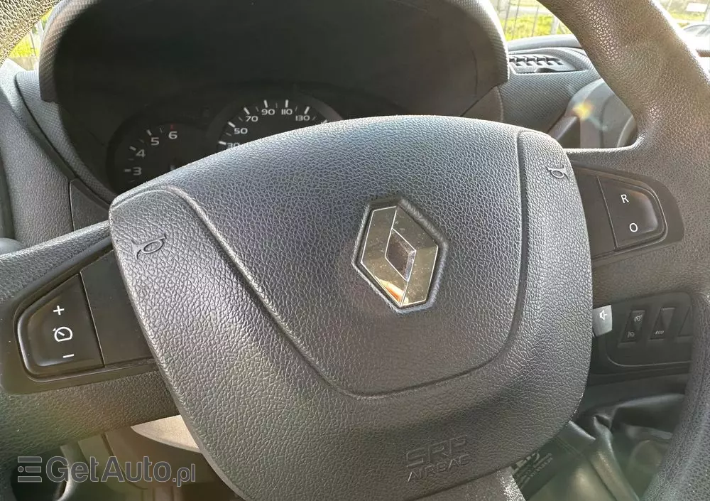 RENAULT MASTER Kontener/Winda 750kg/Klima/tempomat/Kamera/990kg ładowności 