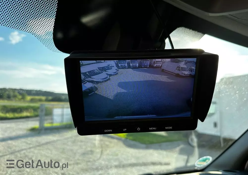 RENAULT MASTER Kontener/Winda 750kg/Klima/tempomat/Kamera/990kg ładowności 