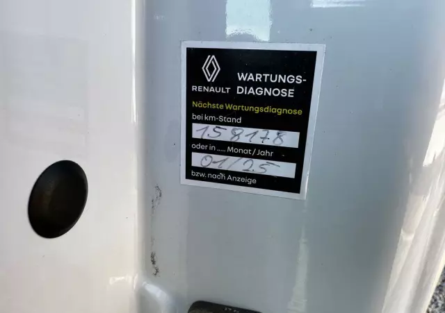RENAULT MASTER Kontener/Winda 750kg/Klima/tempomat/Kamera/990kg ładowności 