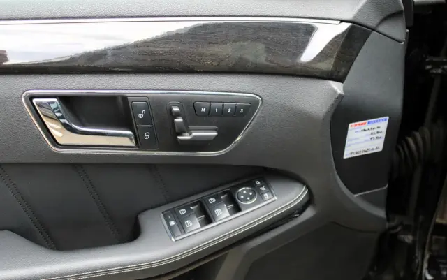 MERCEDES-BENZ Klasa E 500 Avantgarde