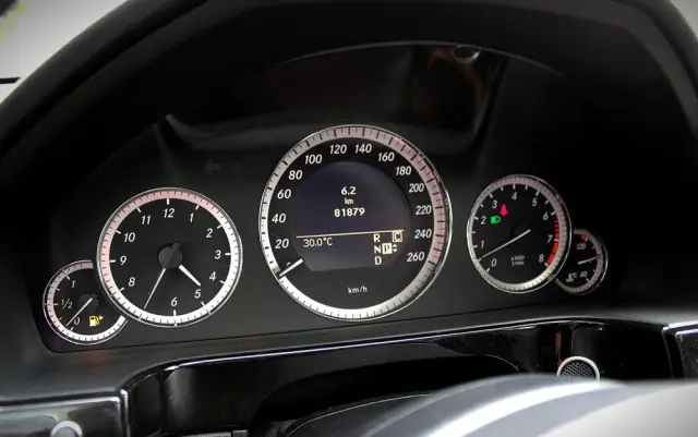 MERCEDES-BENZ Klasa E 500 Avantgarde