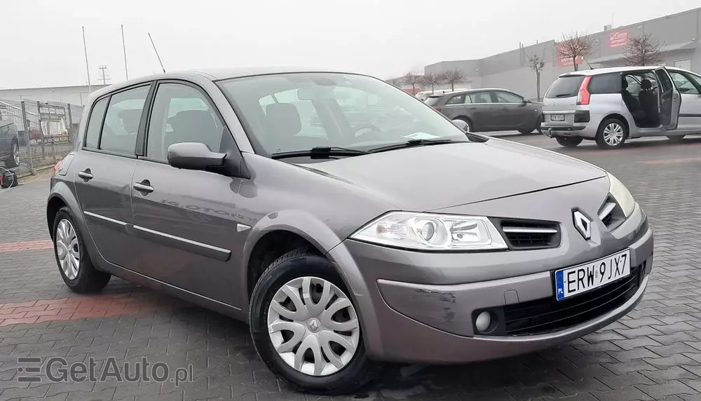 RENAULT Megane 
