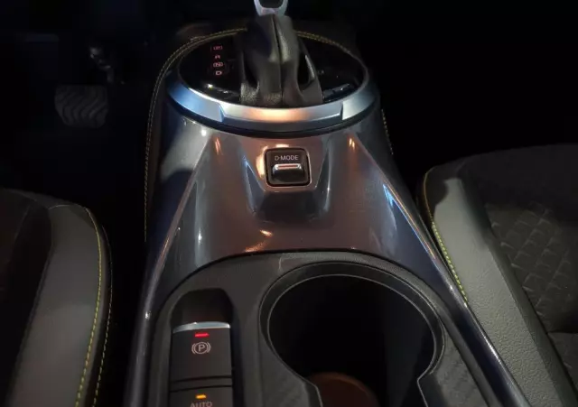 NISSAN Juke 1.0 DIG-T Kiiro DCT