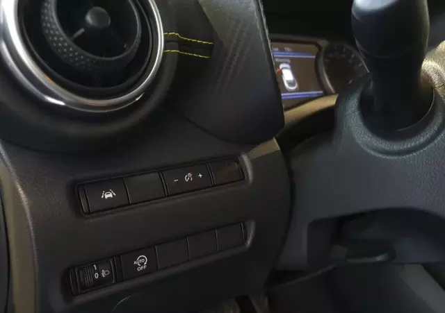 NISSAN Juke 1.0 DIG-T Kiiro DCT