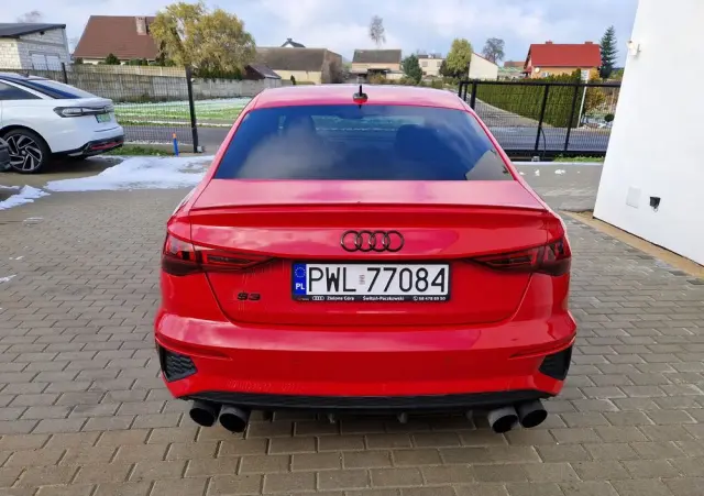 AUDI S3 