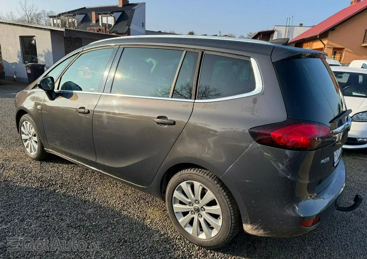 OPEL Zafira 