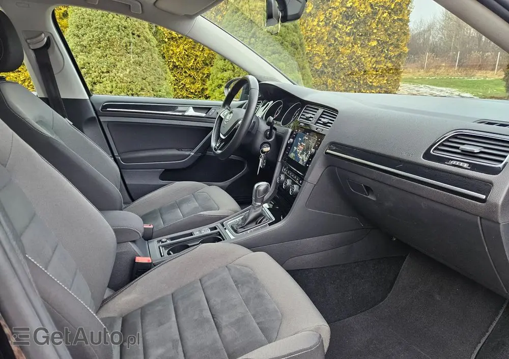 VOLKSWAGEN Golf 1.5 TSI ACT (BlueMotion Technology) DSG Highline