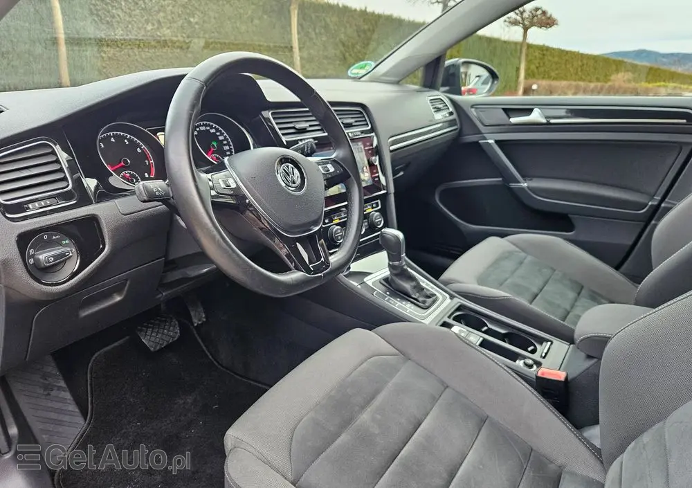 VOLKSWAGEN Golf 1.5 TSI ACT (BlueMotion Technology) DSG Highline