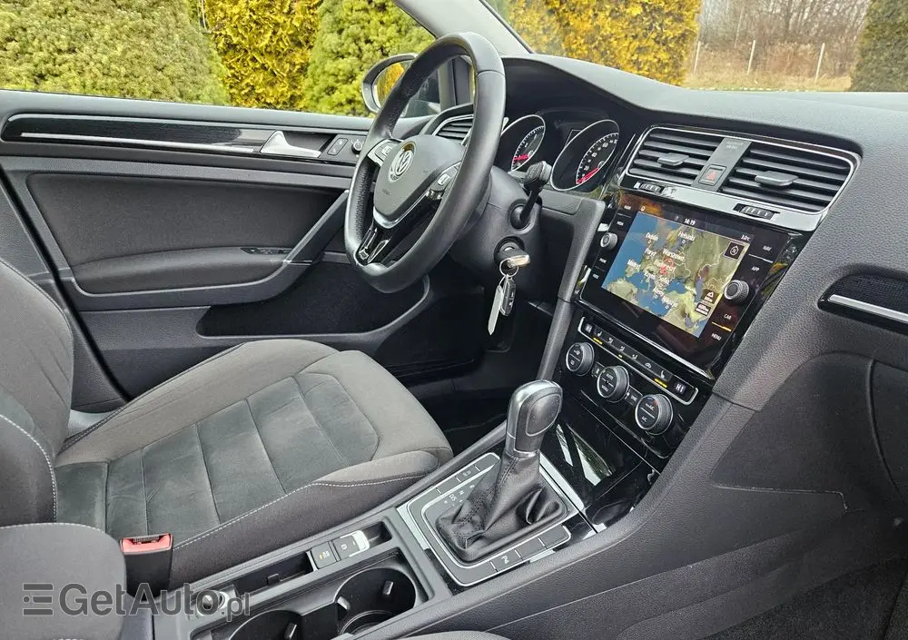 VOLKSWAGEN Golf 1.5 TSI ACT (BlueMotion Technology) DSG Highline