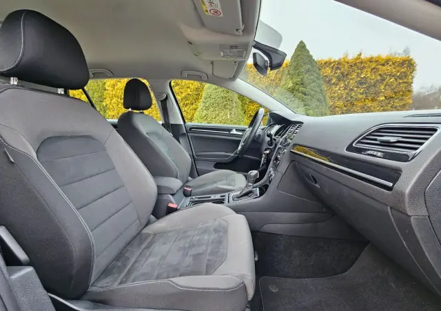 VOLKSWAGEN Golf 1.5 TSI ACT (BlueMotion Technology) DSG Highline