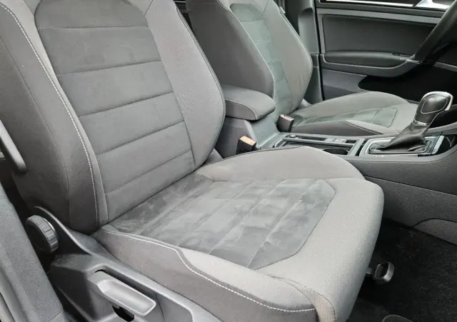 VOLKSWAGEN Golf 1.5 TSI ACT (BlueMotion Technology) DSG Highline